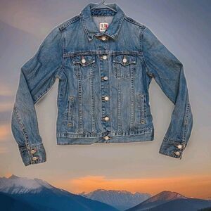 Old Navy Jean Jacket Womens Small S Light Wash Blue Denim Metal Button Classic